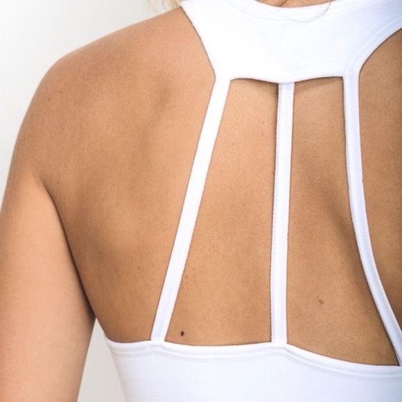 TRI-STRAP SPORTS BRA- WHITE - Picture 4 of 4
